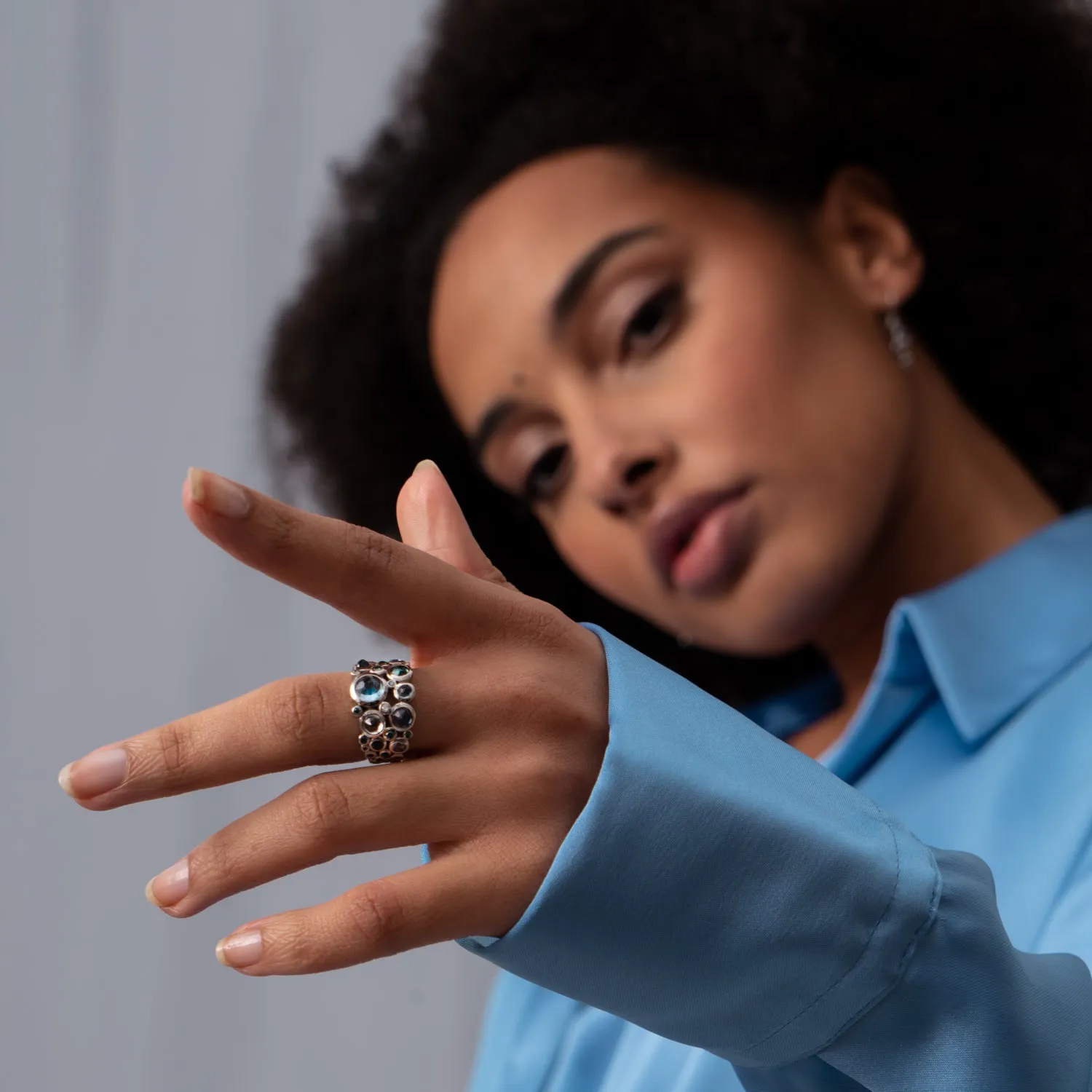18k White Gold Three Row Blues Cascade Ring