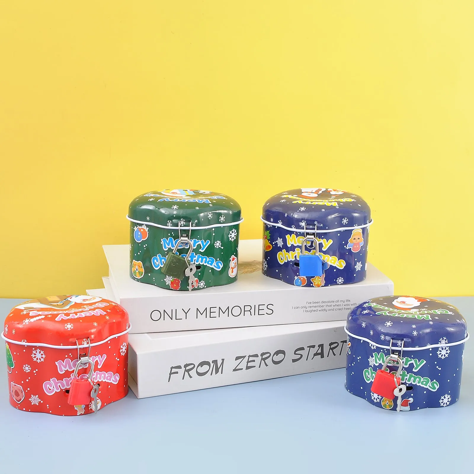 Merry Christmas Design Money Bank