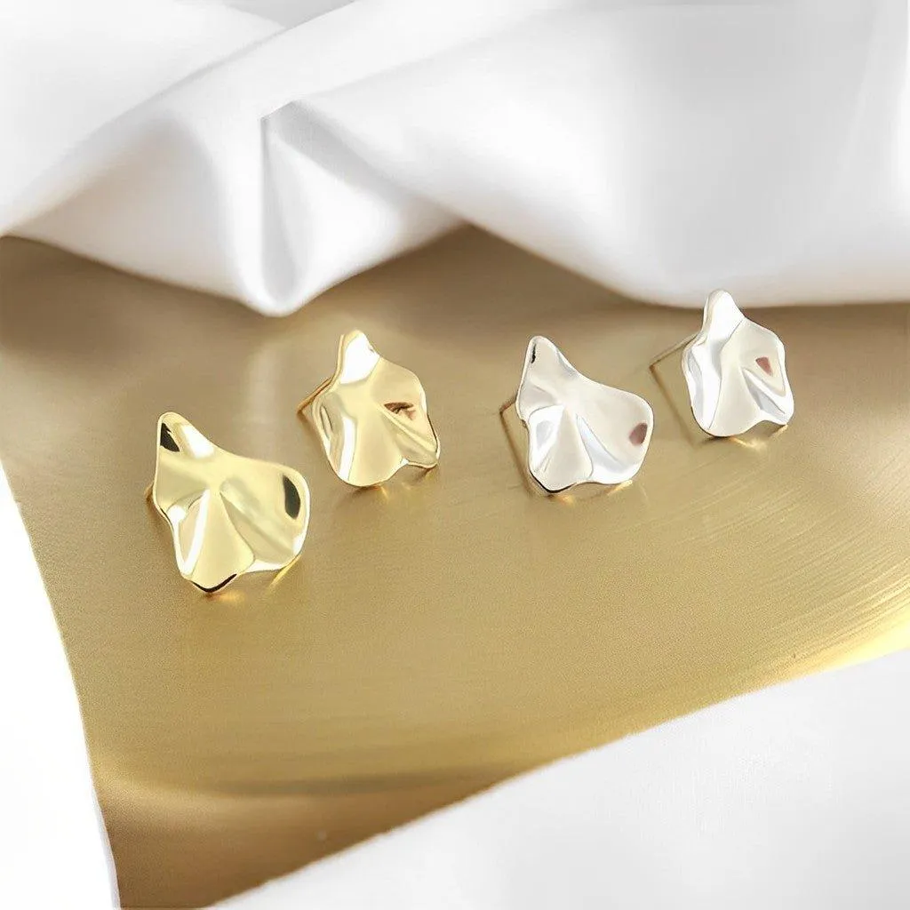 Mona Lisa Stud Earrings